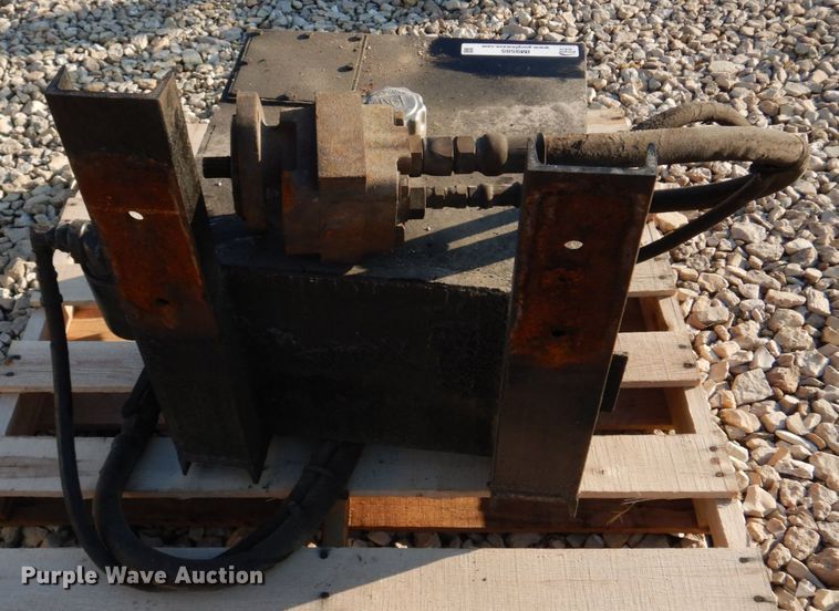 image for item IM9585 Hydraulic tank