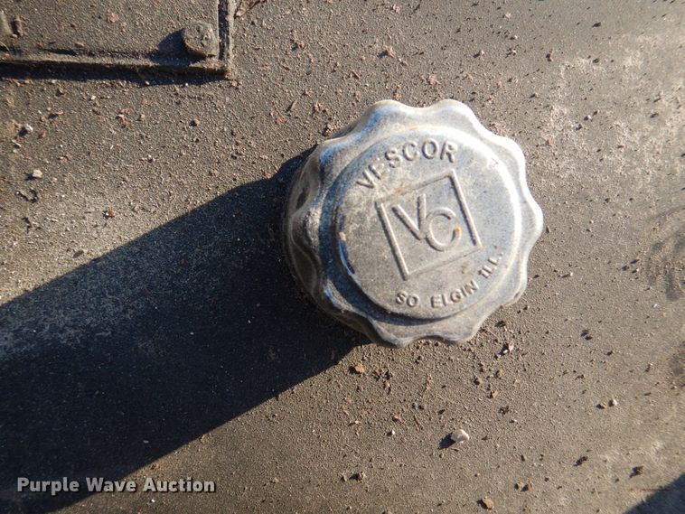 image for item IM9585 Hydraulic tank