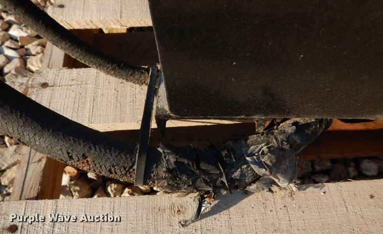 image for item IM9585 Hydraulic tank