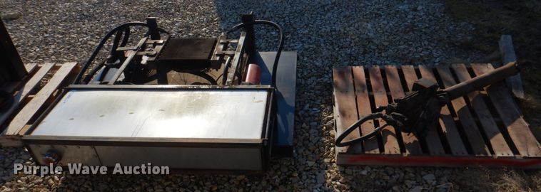 image for item IM9586 Tanks