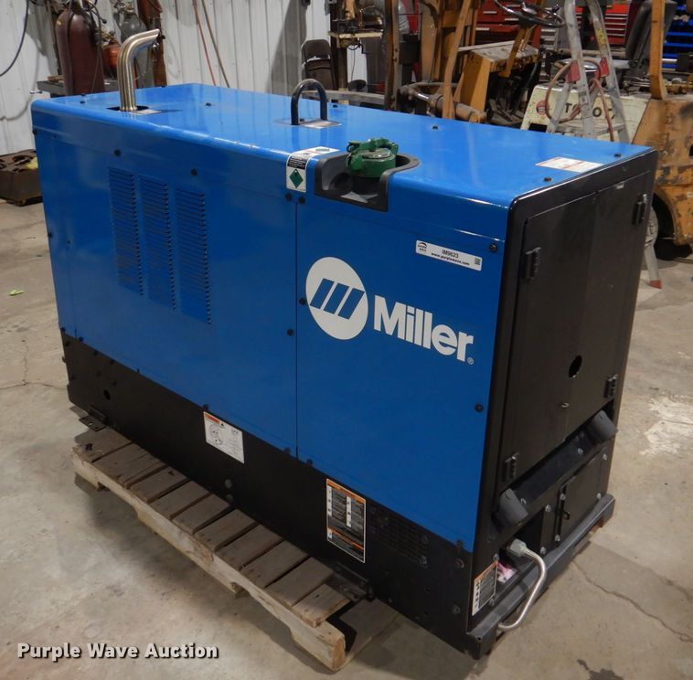 image for item IM9623 Miller Big Blue Air Pak  welder/generator