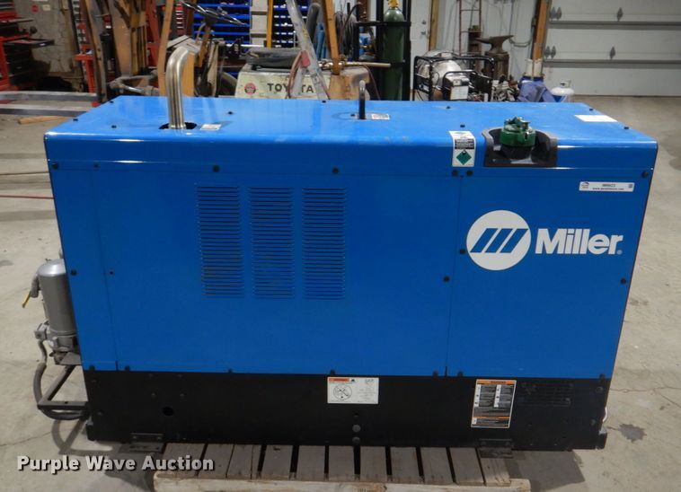 image for item IM9623 Miller Big Blue Air Pak  welder/generator