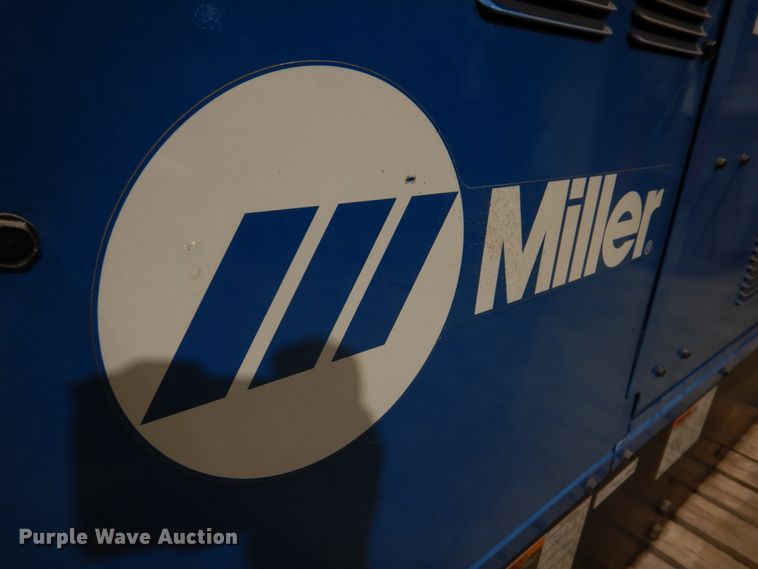 image for item IM9623 Miller Big Blue Air Pak  welder/generator