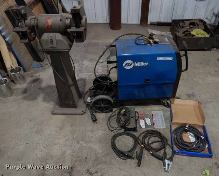 image for item IM9624 Miller Syncrowave 210  welder