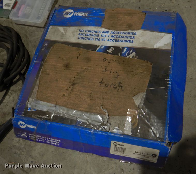 image for item IM9624 Miller Syncrowave 210  welder