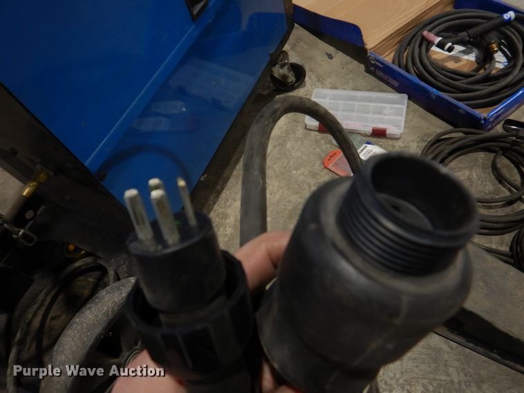 image for item IM9624 Miller Syncrowave 210  welder