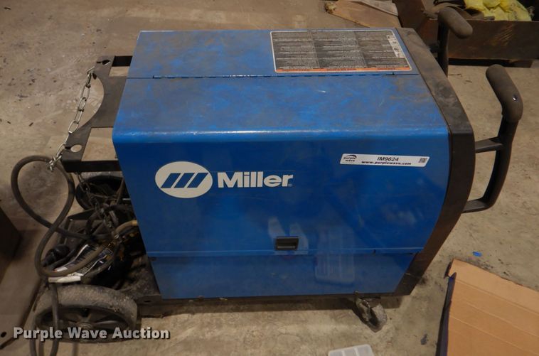 image for item IM9624 Miller Syncrowave 210  welder