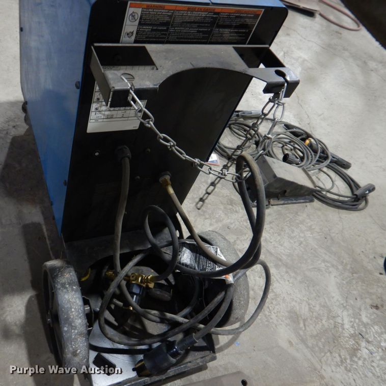 image for item IM9624 Miller Syncrowave 210  welder