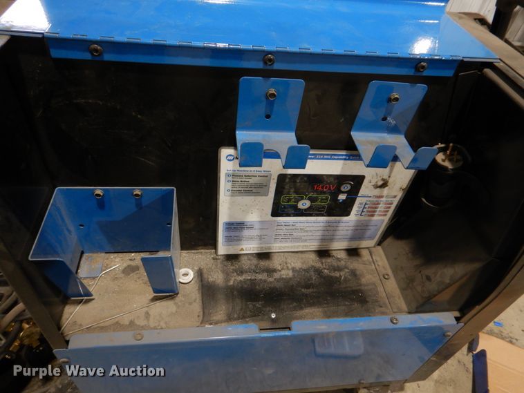image for item IM9624 Miller Syncrowave 210  welder