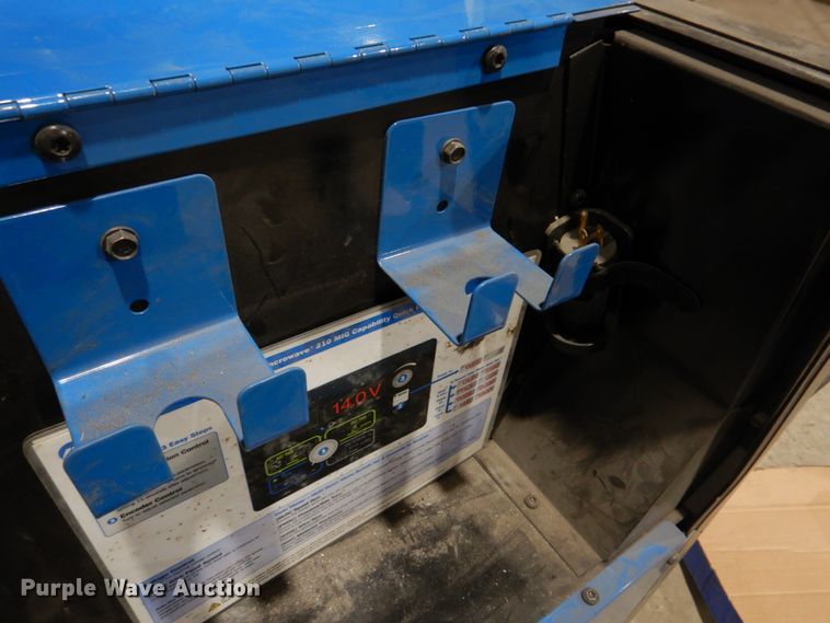 image for item IM9624 Miller Syncrowave 210  welder