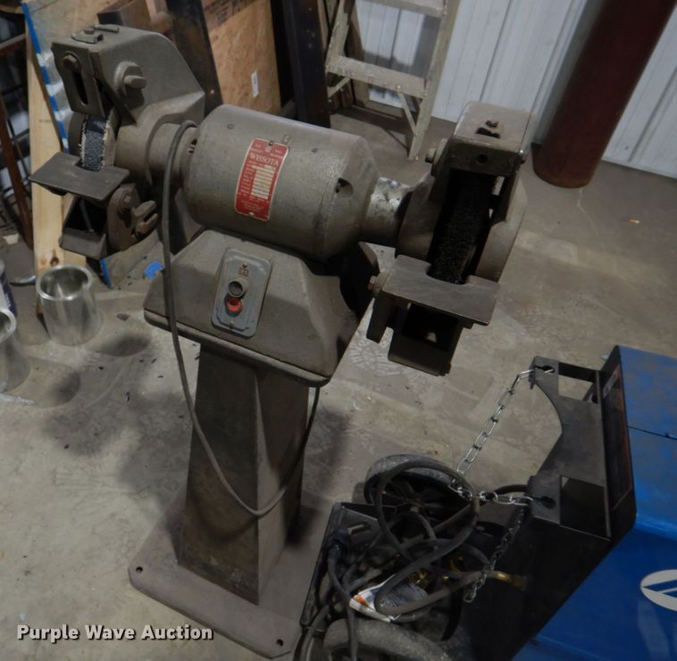 image for item IM9624 Miller Syncrowave 210  welder