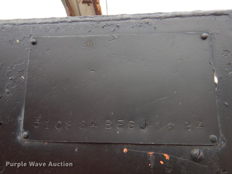 image for item IM9626 1994 International 4700  utility / service truck