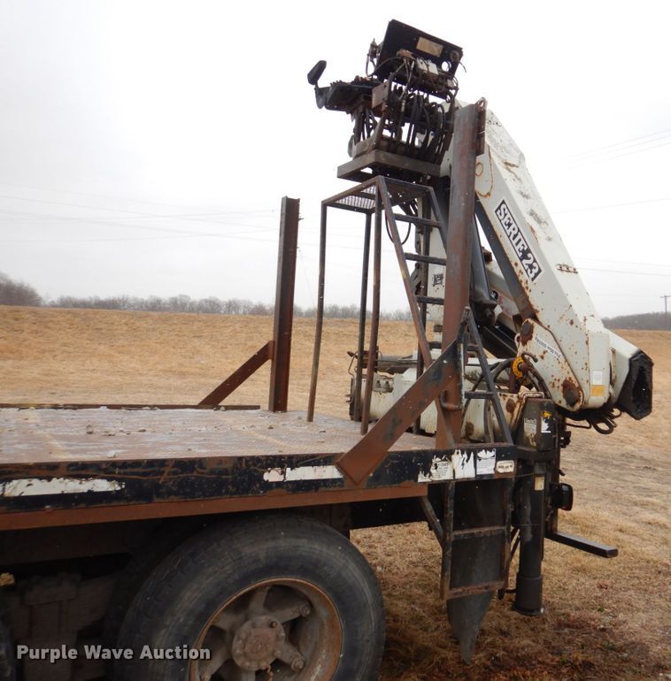 image for item IM9628 1986 International F2674  crane truck