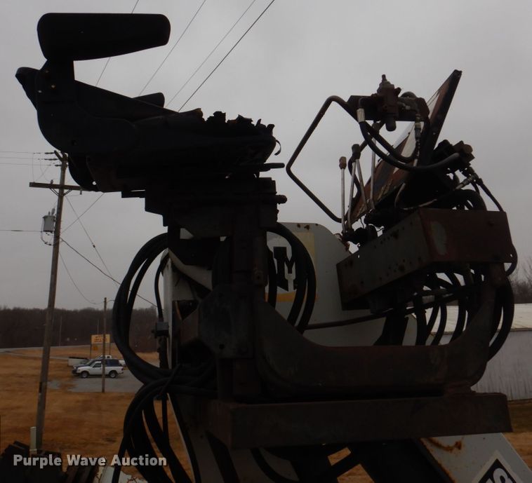 image for item IM9628 1986 International F2674  crane truck