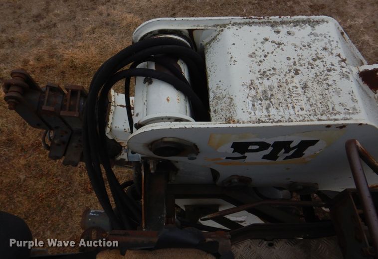 image for item IM9628 1986 International F2674  crane truck