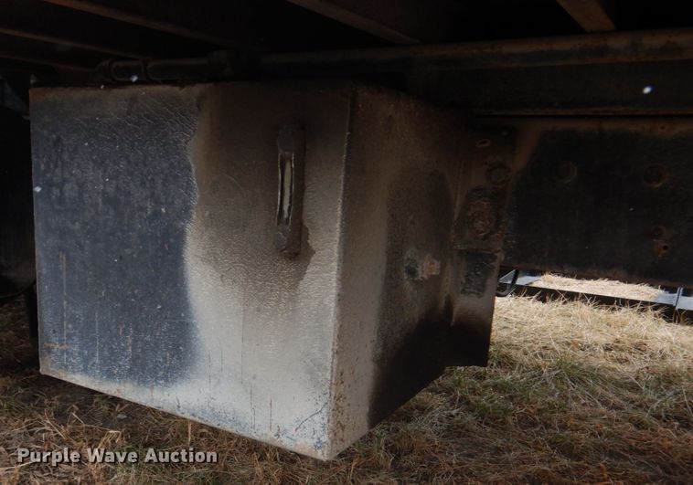 image for item IM9628 1986 International F2674  crane truck