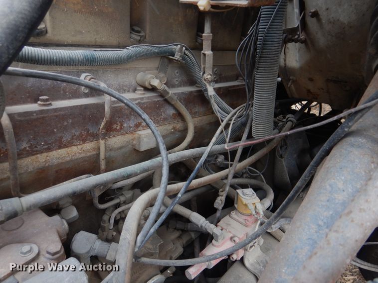 image for item IM9628 1986 International F2674  crane truck