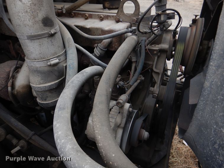 image for item IM9628 1986 International F2674  crane truck