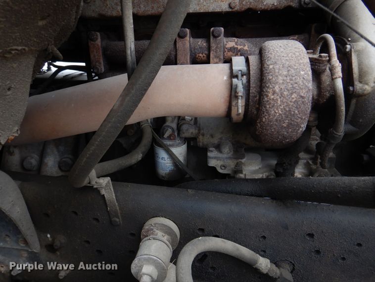 image for item IM9628 1986 International F2674  crane truck