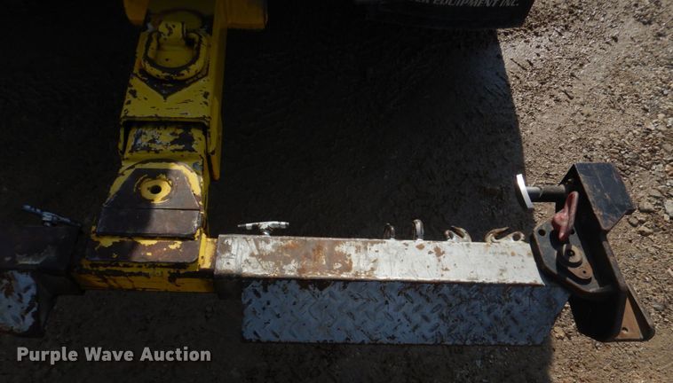 image for item IM9631 1999 Dodge Ram 3500  tow truck