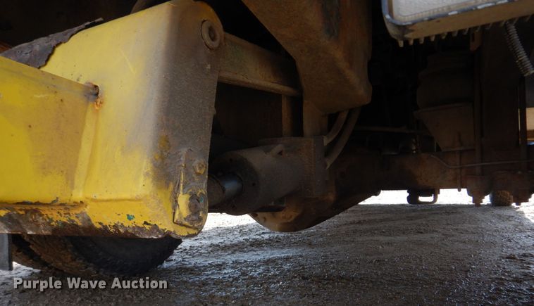 image for item IM9631 1999 Dodge Ram 3500  tow truck