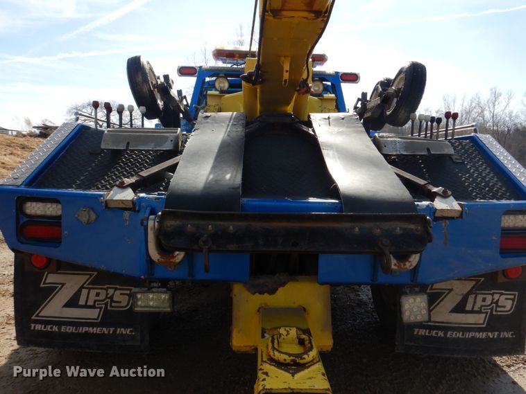 image for item IM9631 1999 Dodge Ram 3500  tow truck