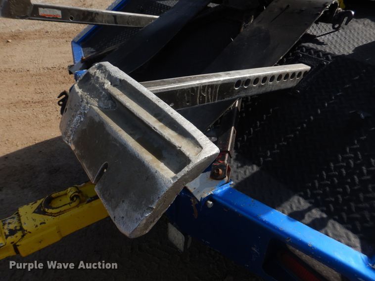 image for item IM9631 1999 Dodge Ram 3500  tow truck