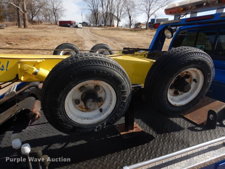 image for item IM9631 1999 Dodge Ram 3500  tow truck