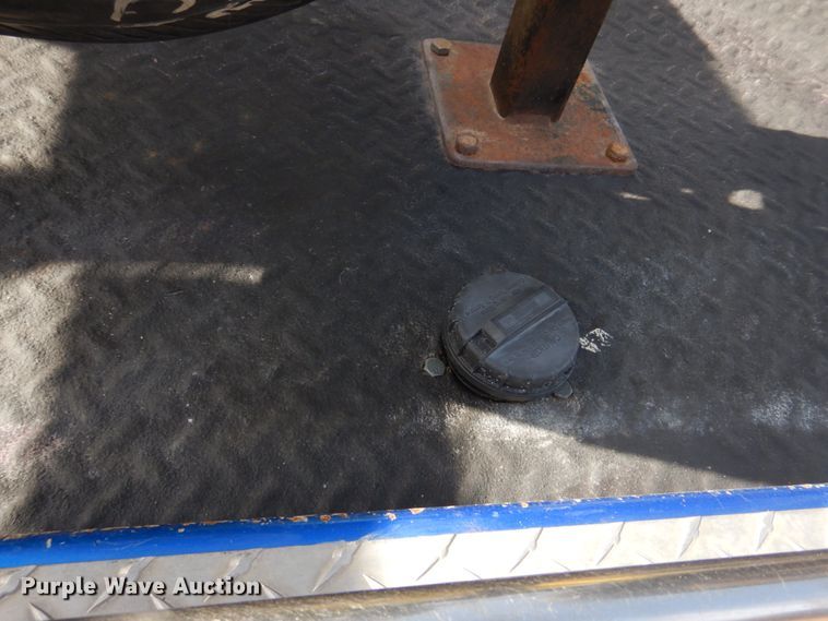 image for item IM9631 1999 Dodge Ram 3500  tow truck