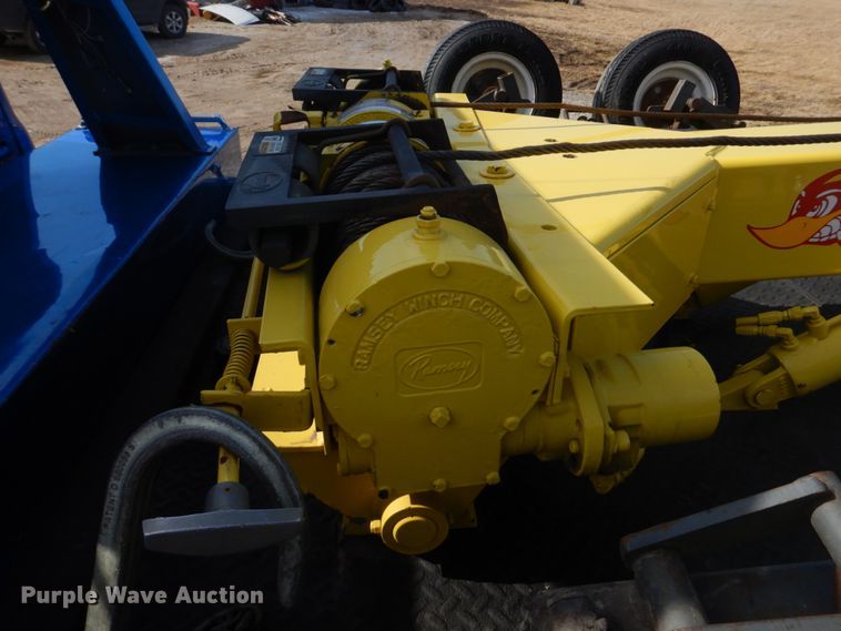 image for item IM9631 1999 Dodge Ram 3500  tow truck