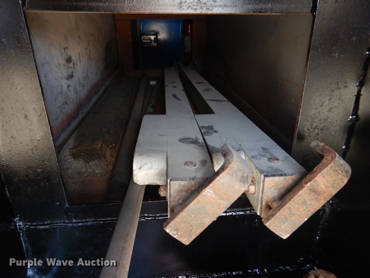 image for item IM9631 1999 Dodge Ram 3500  tow truck