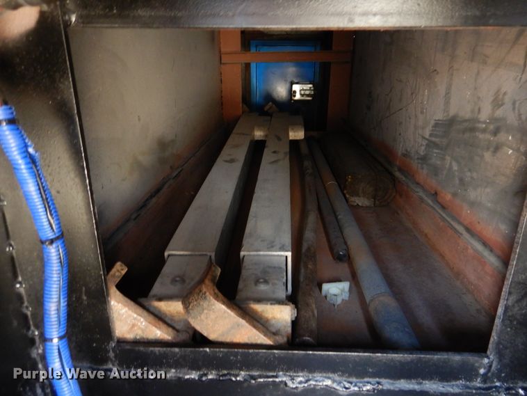 image for item IM9631 1999 Dodge Ram 3500  tow truck