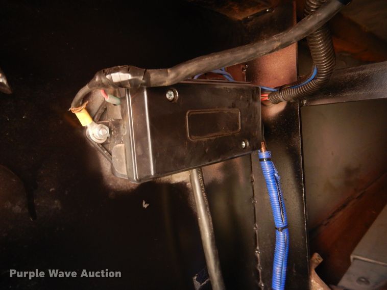 image for item IM9631 1999 Dodge Ram 3500  tow truck