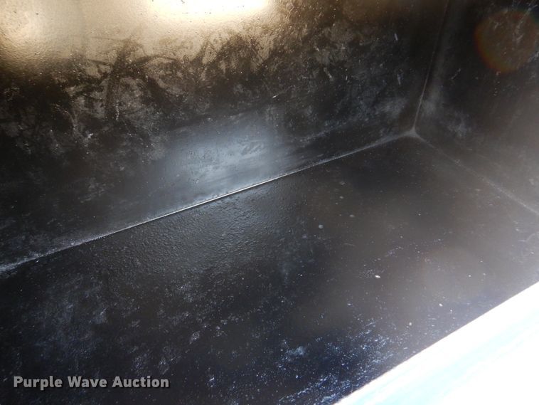 image for item IM9631 1999 Dodge Ram 3500  tow truck