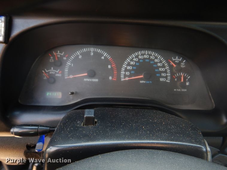 image for item IM9631 1999 Dodge Ram 3500  tow truck