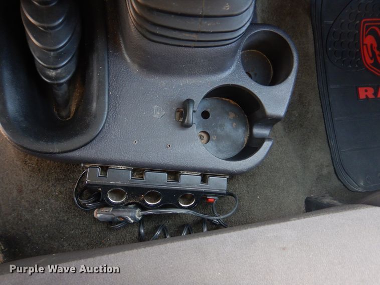 image for item IM9631 1999 Dodge Ram 3500  tow truck