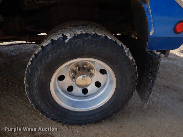 image for item IM9631 1999 Dodge Ram 3500  tow truck