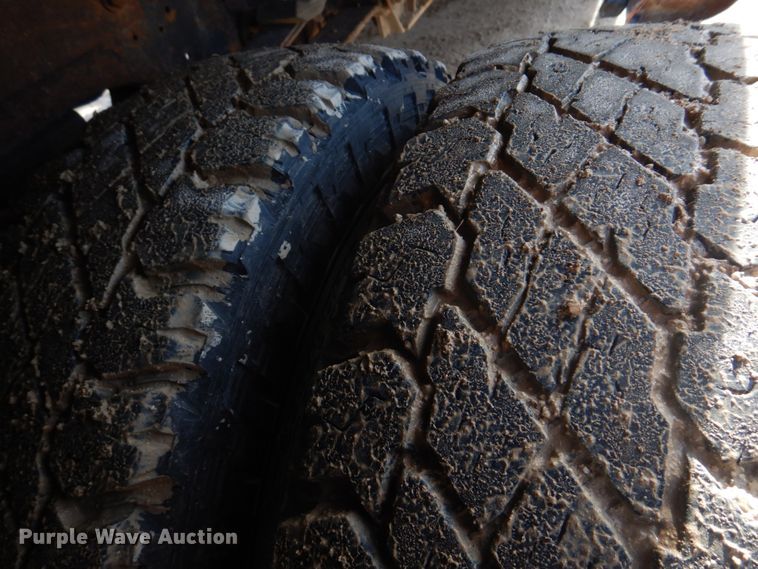 image for item IM9631 1999 Dodge Ram 3500  tow truck