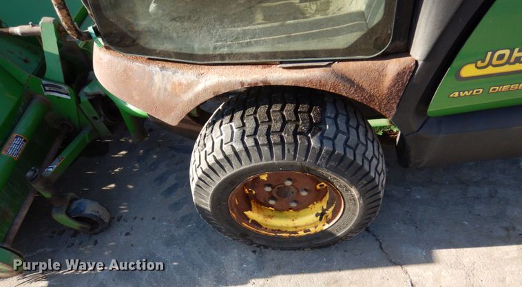 image for item IM9786 John Deere 1445  lawn mower