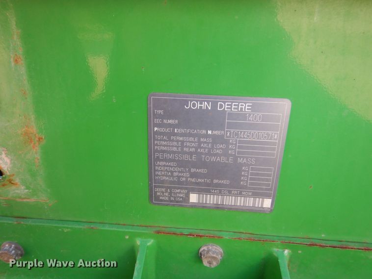 image for item IM9786 John Deere 1445  lawn mower