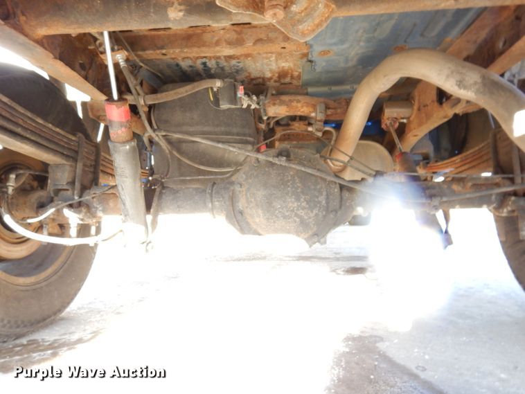 image for item IM9787 2004 GMC Sierra 1500  Ext. Cab pickup truck