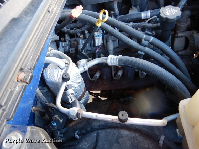 image for item IM9787 2004 GMC Sierra 1500  Ext. Cab pickup truck