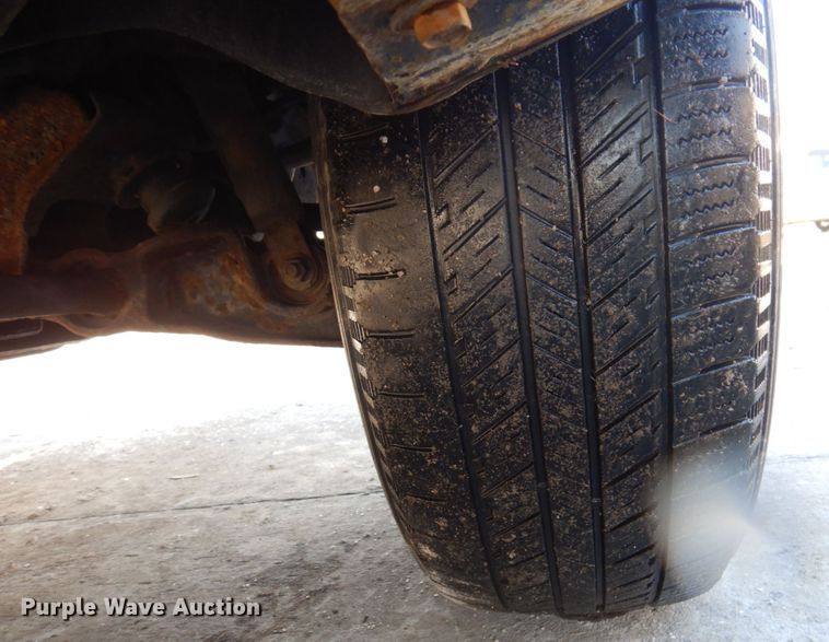 image for item IM9787 2004 GMC Sierra 1500  Ext. Cab pickup truck