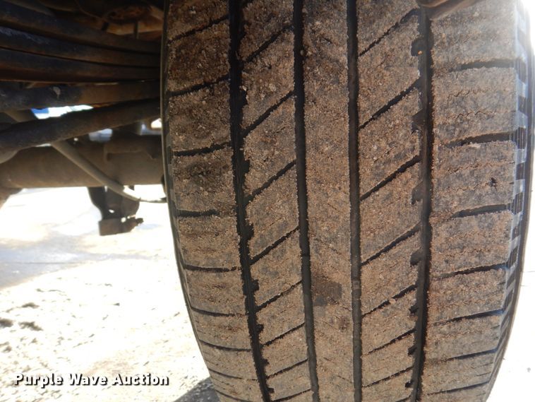 image for item IM9787 2004 GMC Sierra 1500  Ext. Cab pickup truck