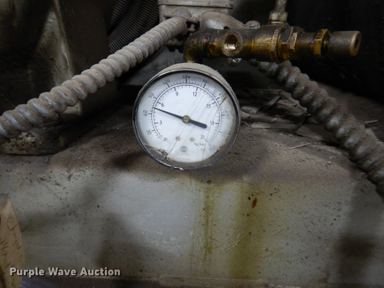 image for item IM9789 Ingersoll Rand 25T2  air compressor