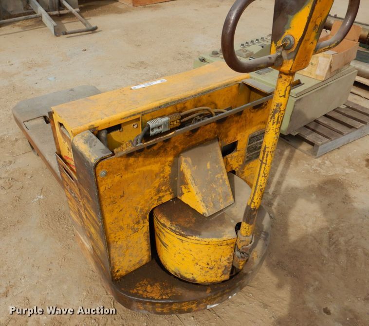 image for item IM9791 Clark PF4048269S  pallet jack