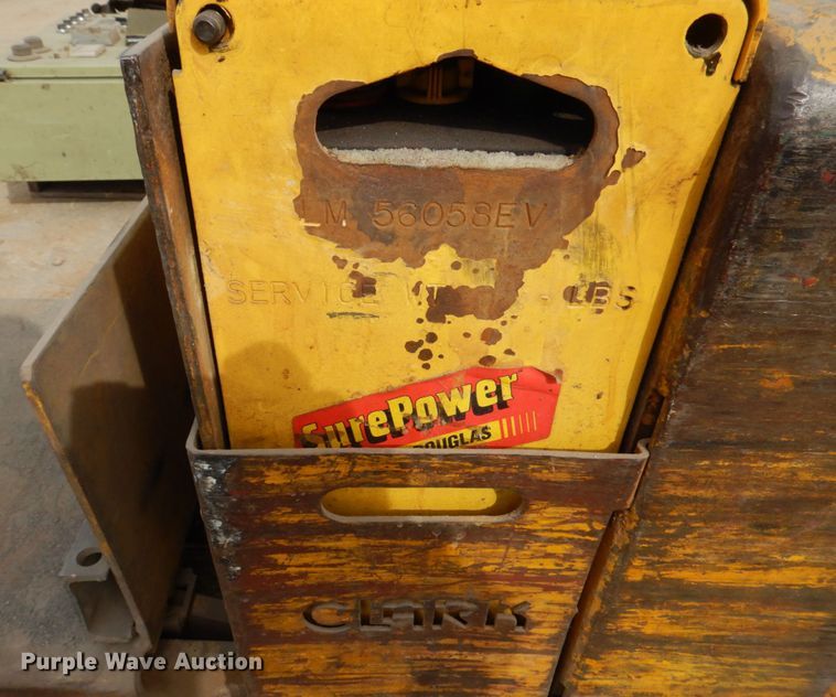 image for item IM9791 Clark PF4048269S  pallet jack