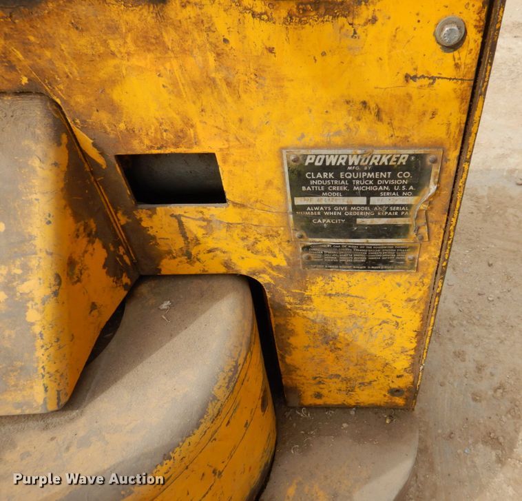 image for item IM9791 Clark PF4048269S  pallet jack