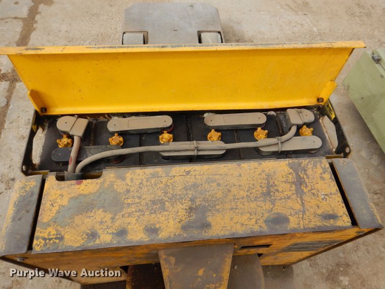 image for item IM9791 Clark PF4048269S  pallet jack