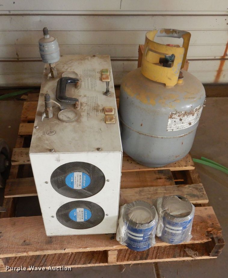 image for item IM9811 Samurai Matrix 160-60  upholstery cleaner